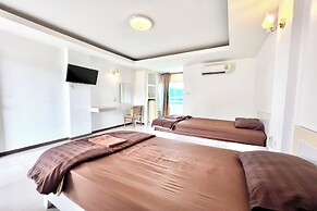 Grand Place Resort