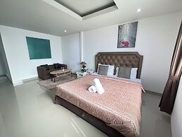W-9 Hotel