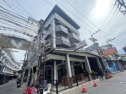 W-9 Hotel