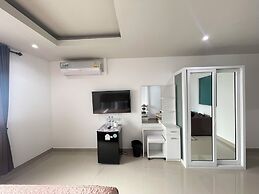 W-9 Hotel