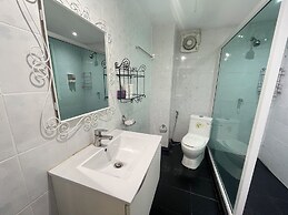 W-9 Hotel