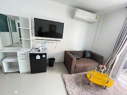 W-9 Hotel