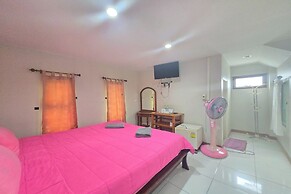 Phaiboon Hotel & Resort