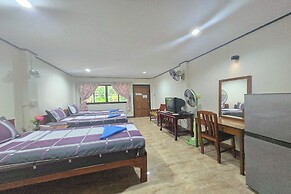 Phaiboon Hotel & Resort