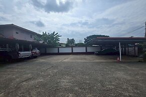 Phaiboon Hotel & Resort