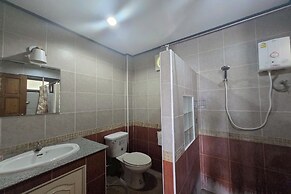 Phaiboon Hotel & Resort