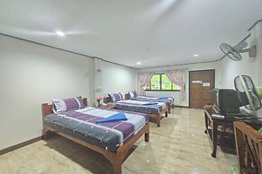 Phaiboon Hotel & Resort