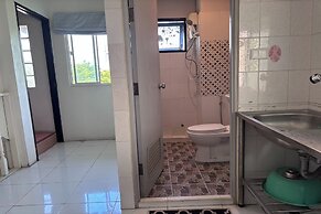 Rama 3 Sunrise Hostel