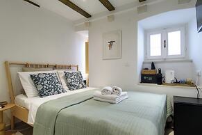 Kaleta House by DuHomes