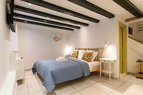 Kaleta House by DuHomes