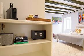 Kaleta House by DuHomes