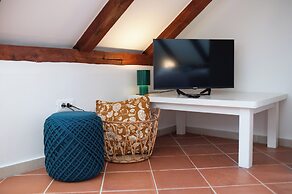 Kaleta House by DuHomes
