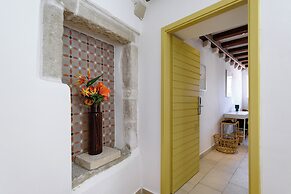 Kaleta House by DuHomes