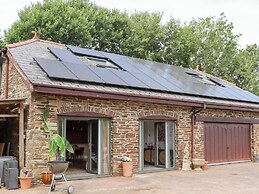 Tigley Meadow Coach House