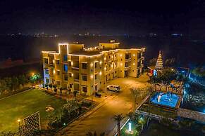 Elegance Resort