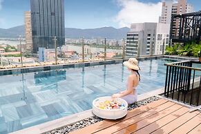 Tropical Dorm Hostel Da Nang by Haviland