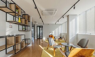 Comfortable and Complete Stay in Downtown Curitiba - ECL