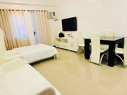 Cozy Studio in Parañaque - Perfect for Transients and Long-stayers Ali
