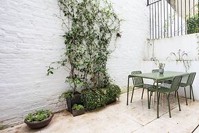 Redcliffe Square XII by Onefinestay