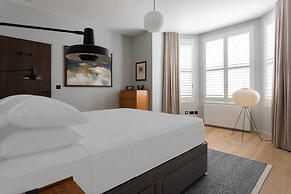 Redcliffe Square XII by Onefinestay