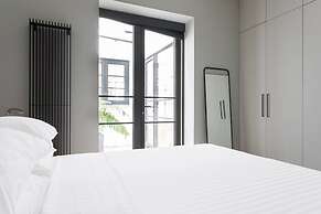 Redcliffe Square XII by Onefinestay