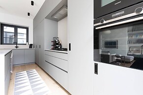 Redcliffe Square XII by Onefinestay