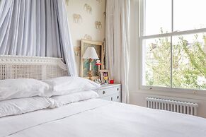 Brunswick Gardens II by Onefinestay