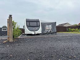 4 Guests - Pet Friendly - Durham Caravan Retreat