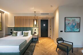The Wings Hotels Pera