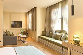 The Wings Hotels Pera