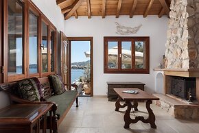 Porto Castello Villas