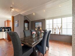 6-person House With a Beautiful Garden