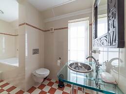 6-person House With a Beautiful Garden