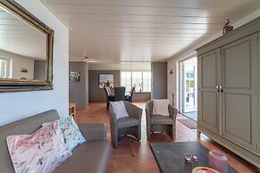 6-person House With a Beautiful Garden