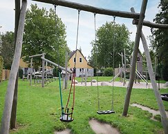 6-person House With a Beautiful Garden