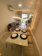 Flat Muro Alto CC 110 by La Playa