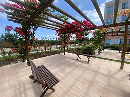 Flat Muro Alto CC 110 by La Playa