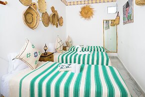 RIAD AMR