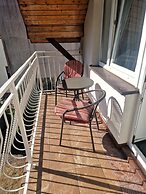 Comfortable Double Room by the Promenade