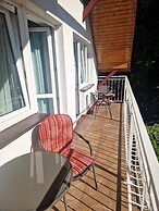Comfortable Double Room by the Promenade