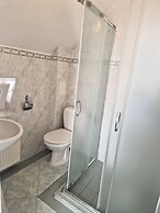 Comfortable Double Room by the Promenade