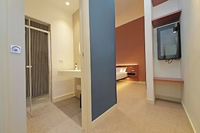 Velvet Inn