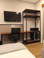 Hotel 28