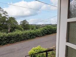 Eskdale View, 5 Hollins Cottages