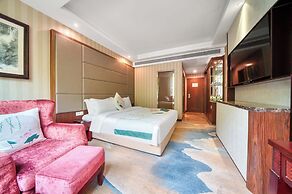 Huabei Hotel on West Lake