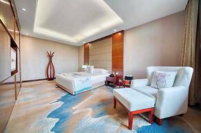 Huabei Hotel on West Lake