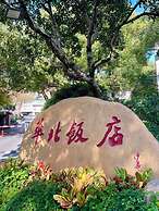 Huabei Hotel on West Lake