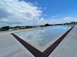 w Remarkable 1BR w Ocean View in Crespo