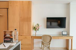 w Remarkable 1BR w Ocean View in Crespo