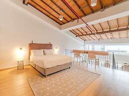 w Stylish Duplex in Laureles